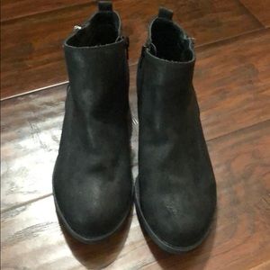 Ankle boots